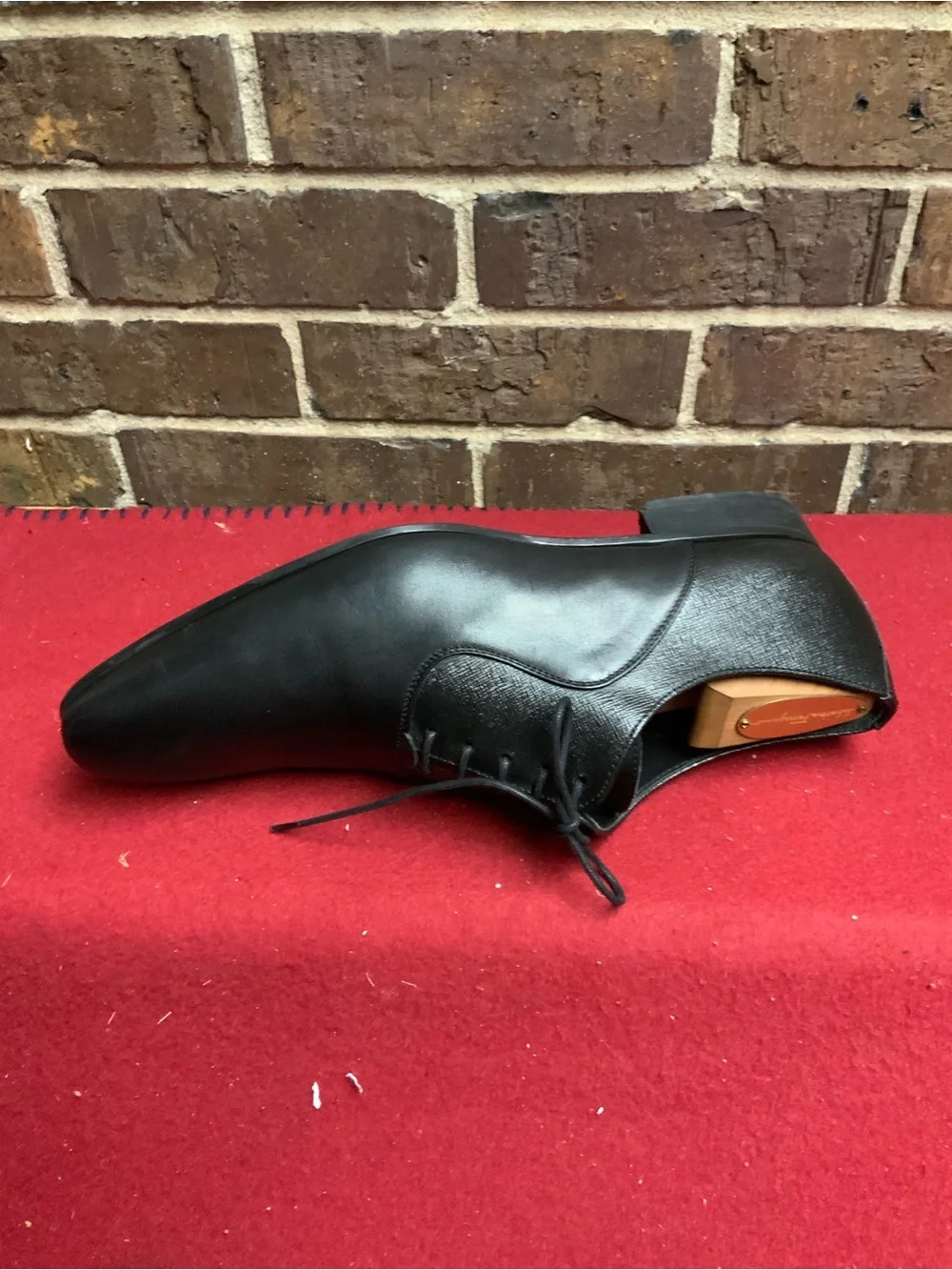 Men's Black Leather Lace-Up Oxford Derby